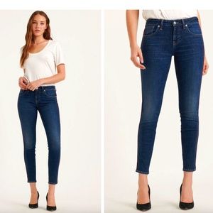 Lolita low rise jean with velvet piping
